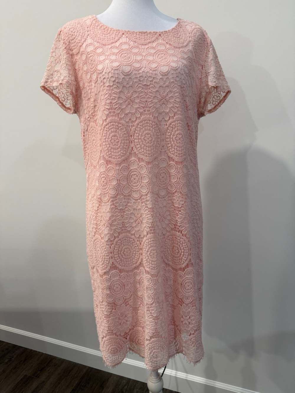 Laundry By Shelli Segal Light Pink Lace Shift Dress